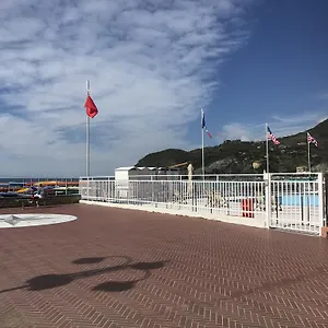 affittacamere-levantomare.hotelitalianriviera.com/